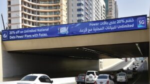 airport-road-abu-dhabi-bridge-banner-advertising